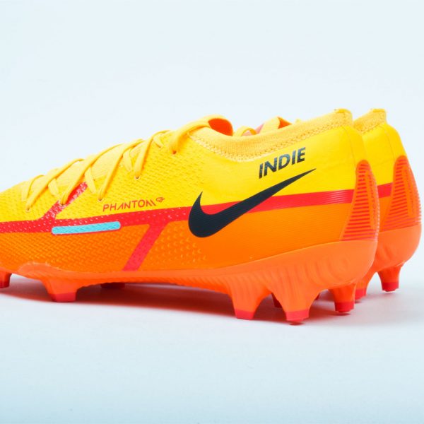 personalised football boots Nike Phantom